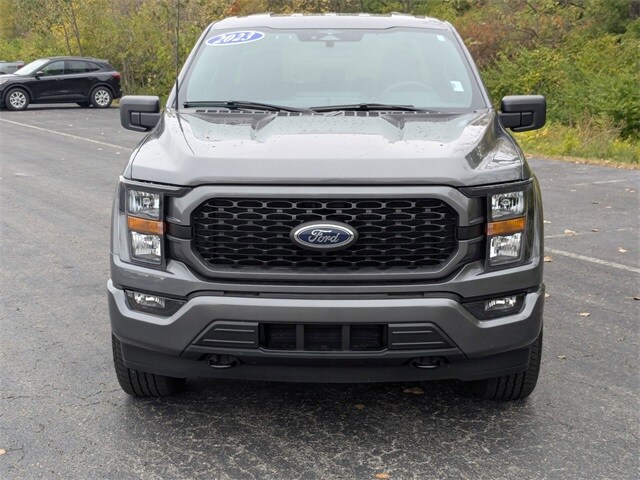 2023 Ford F-150 XL photo 2