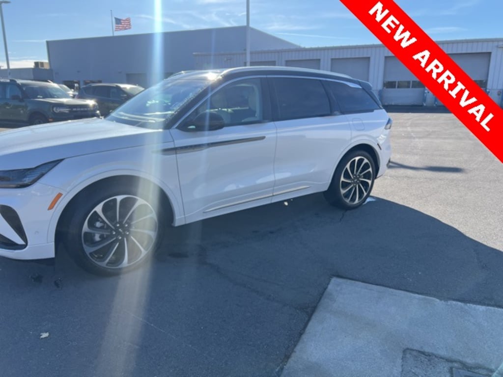 Used 2024 Lincoln Nautilus Black Label SUV