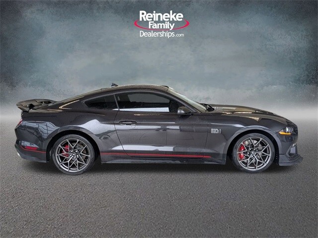 2022 Ford Mustang Mach 1 photo 4