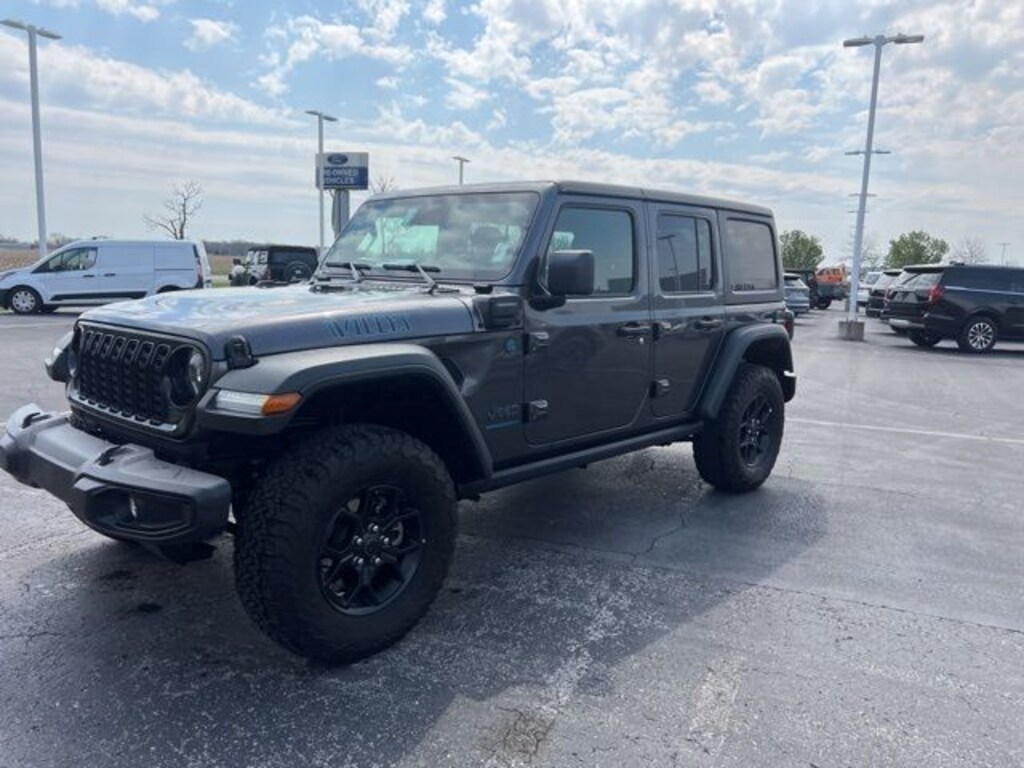 Used 2025 Jeep Wrangler Willys 4xe SUV