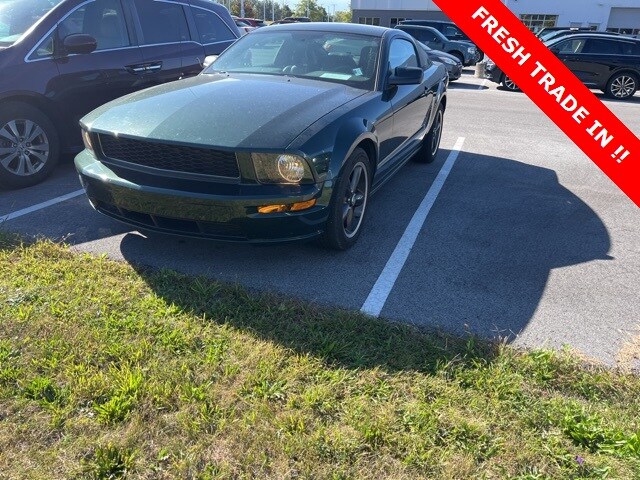2009 Ford Mustang GT photo 2