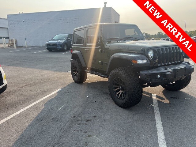 2021 Jeep Wrangler Willys photo 2