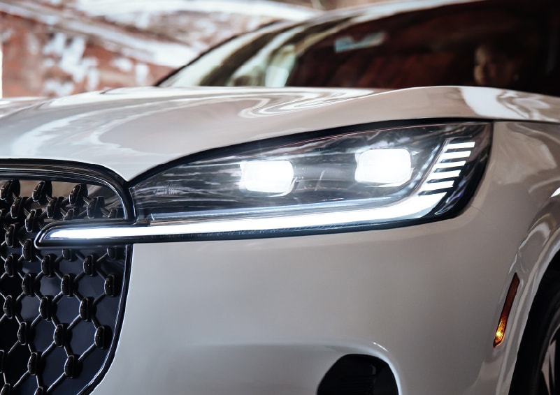 2026 Lincoln Aviator twin-turbo engine luxury