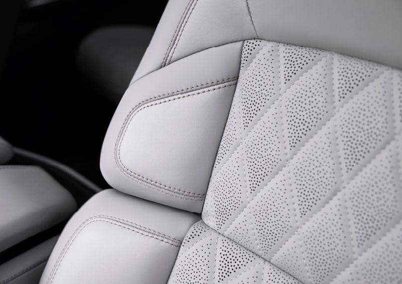 Navigator second row captain chairs