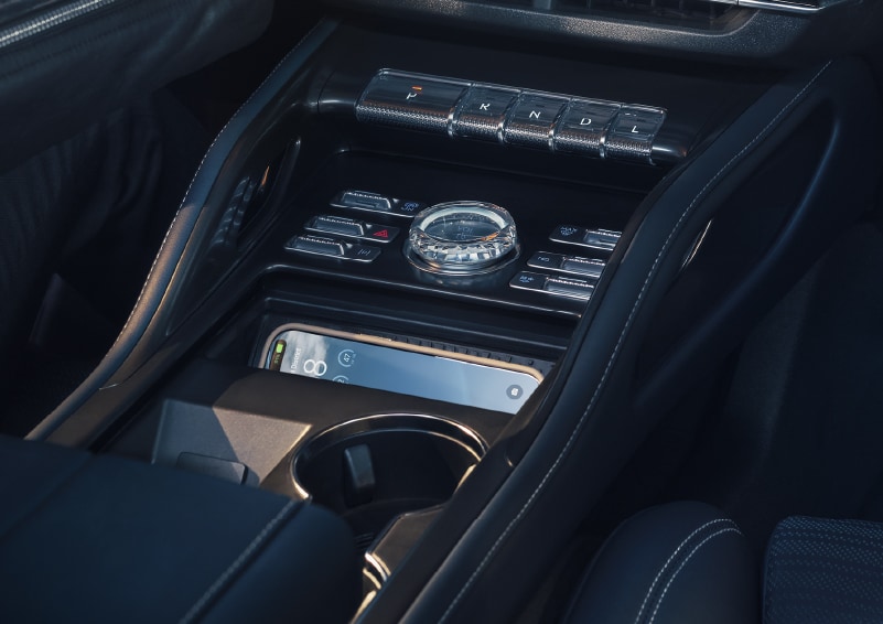 2024 Lincoln Nautilus vs. 2024 Lexus RX: Why the Nautilus Reigns Supreme in High-end SUVs thumbnail