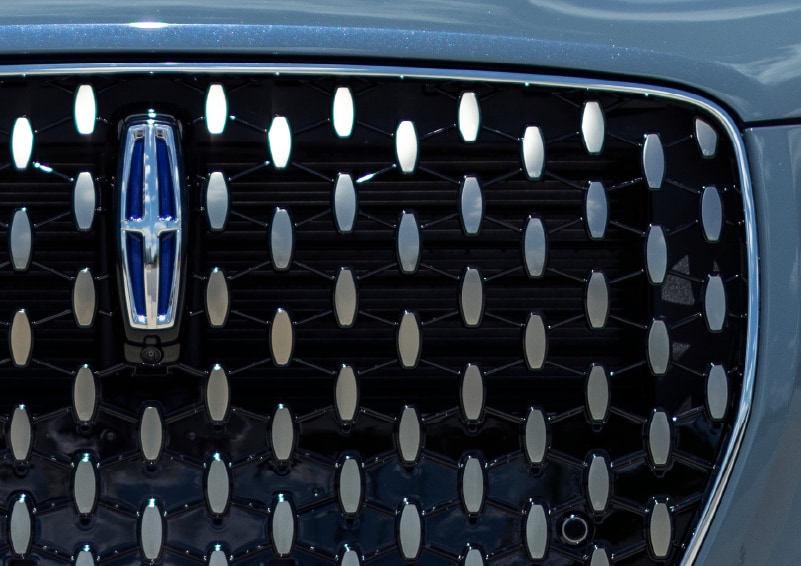  2025 Lincoln Nautilus: Performance, Safety, and Style Combined  thumbnail
