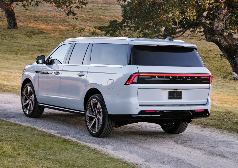 Navigator aerodynamic lines