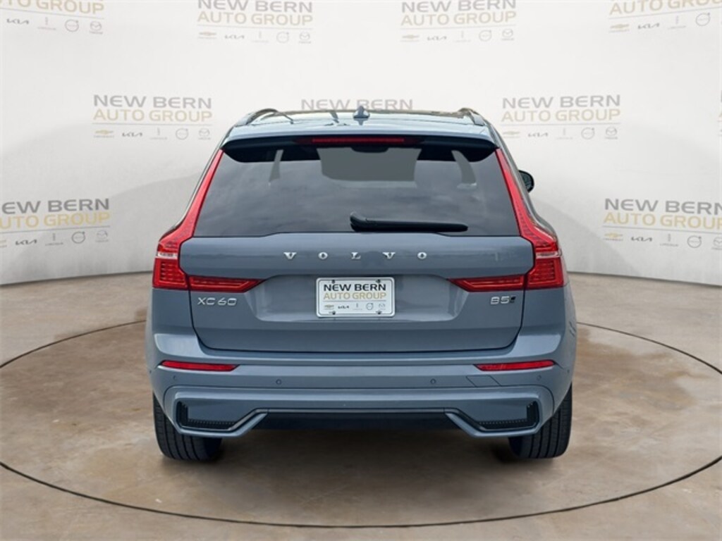 Used 2023 Volvo XC60 B5 AWD Plus Dark SUV