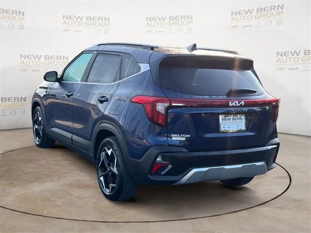2024 Kia Seltos EX photo 2