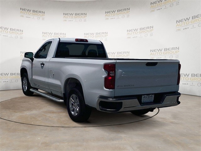 2024 Chevrolet Silverado 1500 Work Truck photo 3