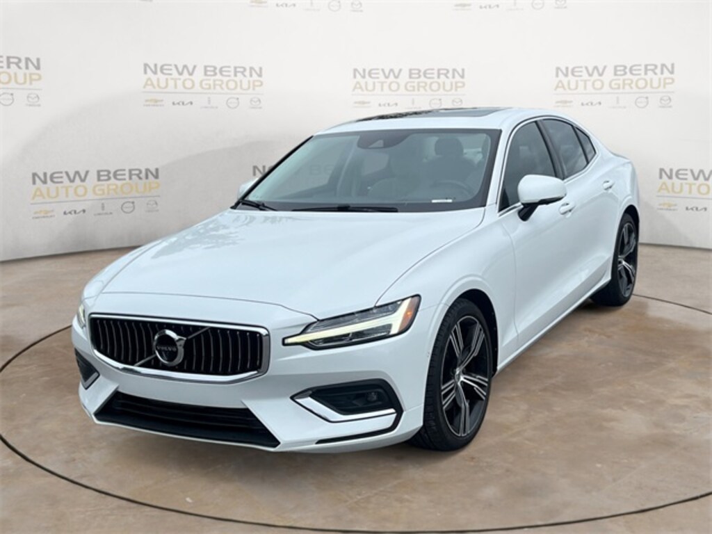 Used 2021 Volvo S60 T5 Inscription Sedan