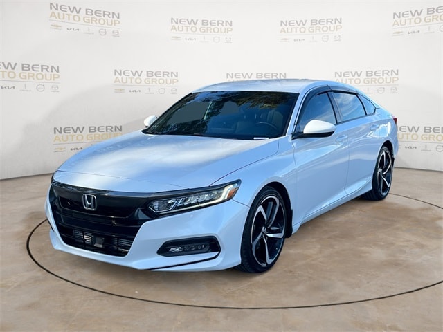 2019 Honda Accord Sport's photo