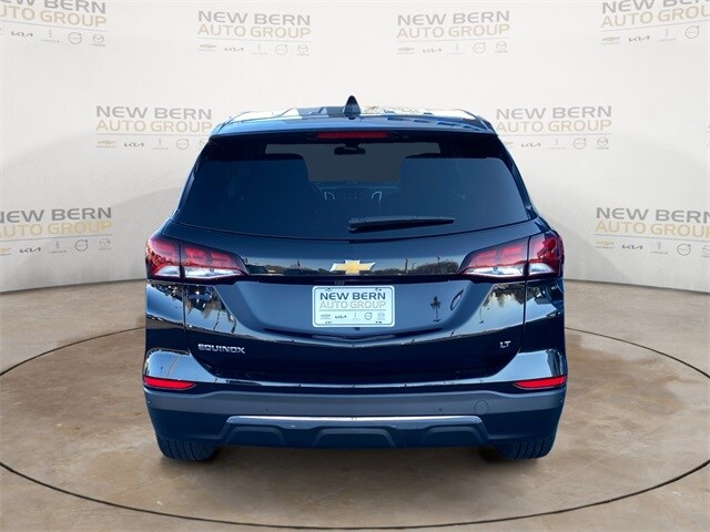 2022 Chevrolet Equinox LT photo 4
