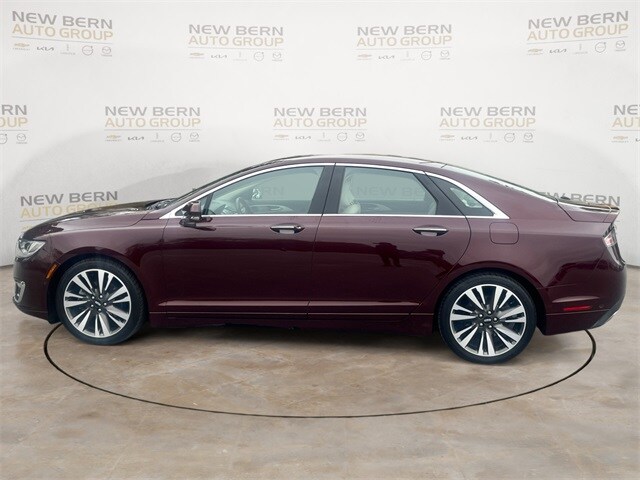 2018 Lincoln MKZ Reserve photo 2