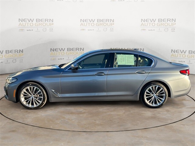 2021 Bmw 540i Sedan photo 2