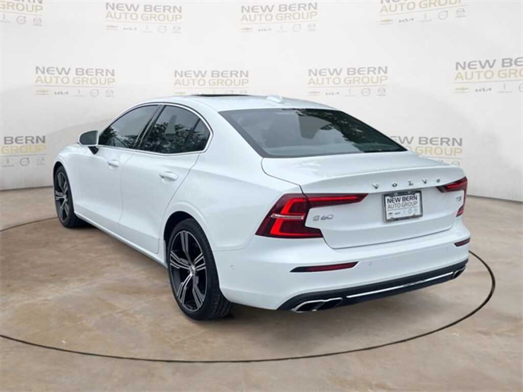 Used 2021 Volvo S60 T5 Inscription Sedan