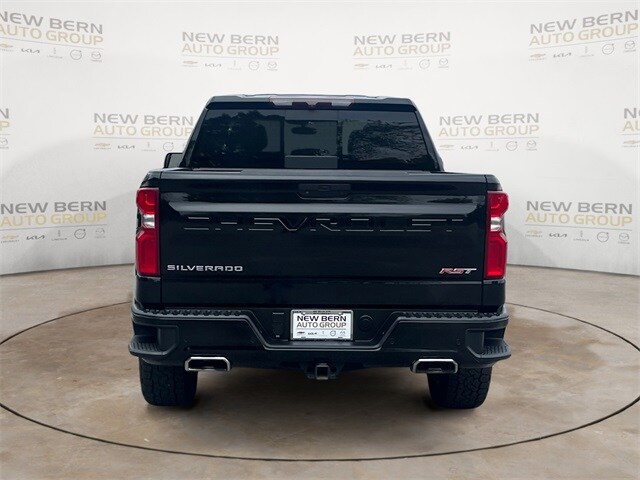 2020 Chevrolet Silverado 1500 RST photo 4