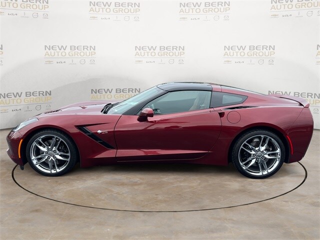 2016 Chevrolet Corvette Stingray Z51 2LT photo 2