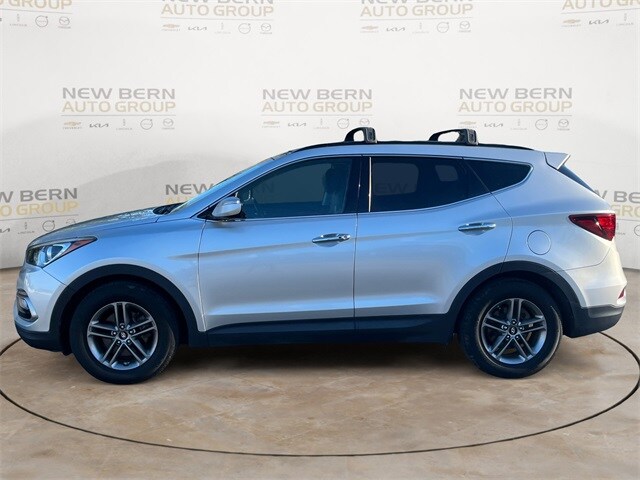 2017 Hyundai Santa Fe Sport photo 2