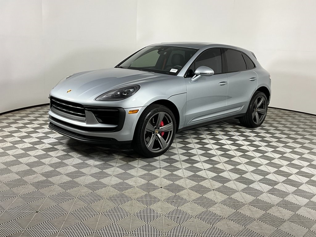 2022 Porsche Macan S