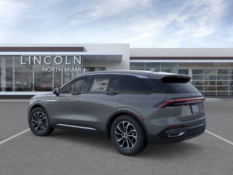 2025 Lincoln Nautilus Premiere photo 3