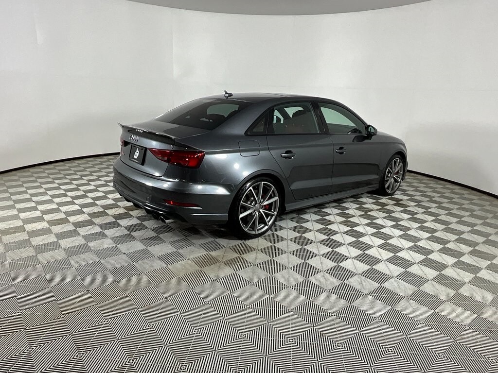 2018 Audi S3 Premium Plus photo 4