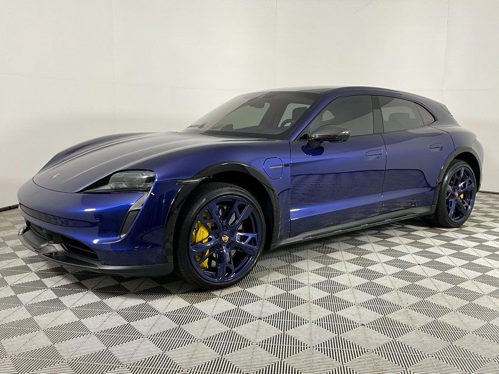 2023 Porsche Taycan Cross Turismo Turbo S's photo