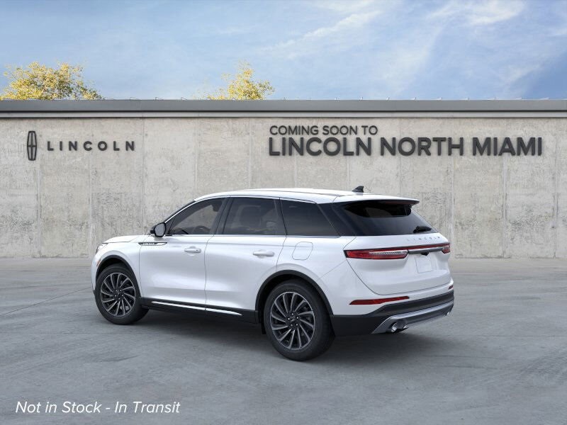 2025 Lincoln Corsair Reserve photo 4