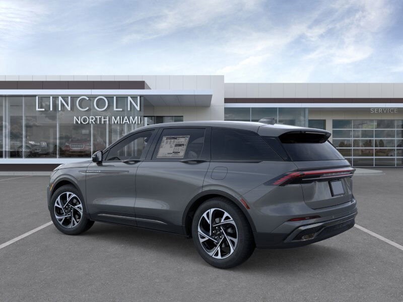 2025 Lincoln Nautilus Premiere photo 3