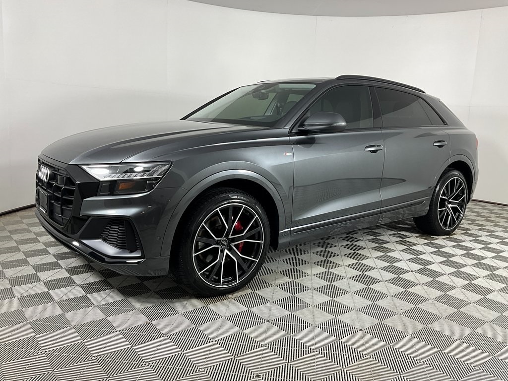 2020 Audi Q8 Prestige's photo