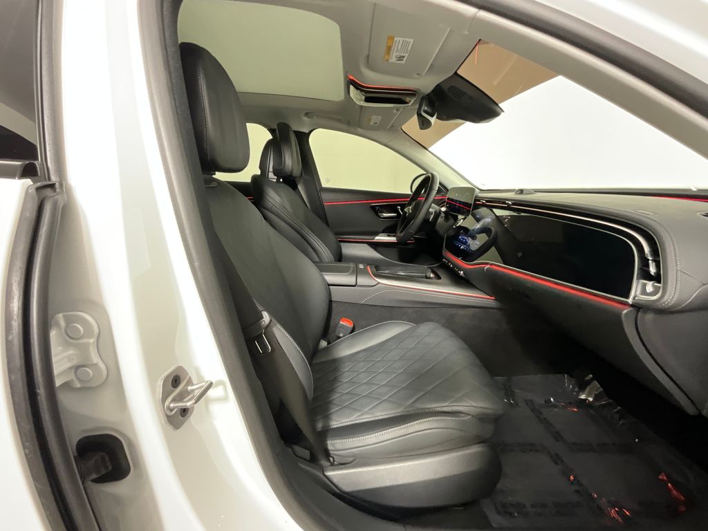 2024 Mercedes-Benz E-Class E350 - Photo 21