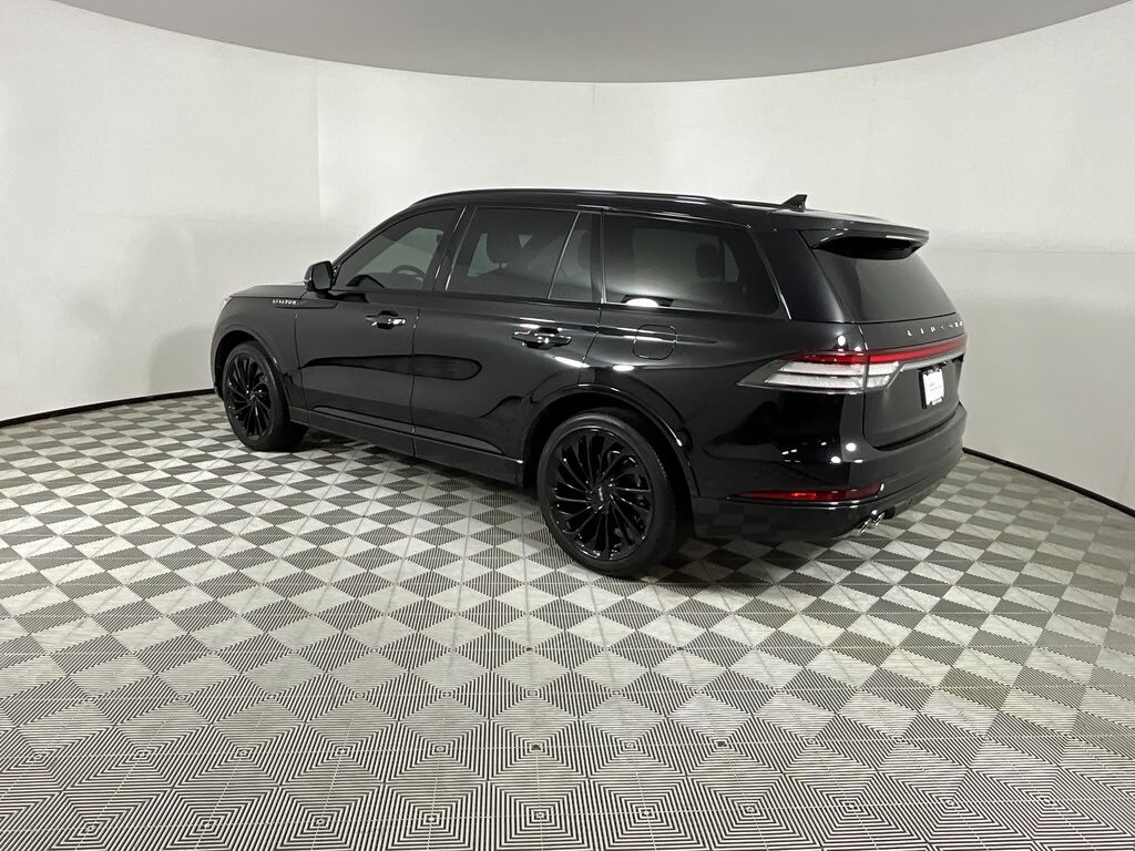 2023 Lincoln Aviator Reserve photo 2