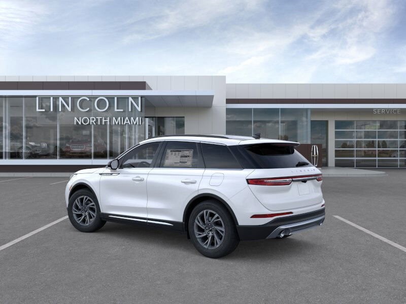2025 Lincoln Corsair Premiere photo 4