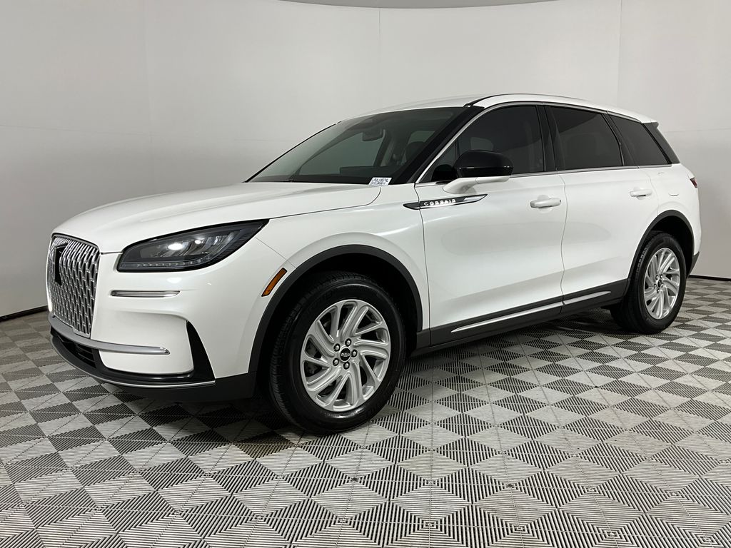 2023 Lincoln Corsair Base