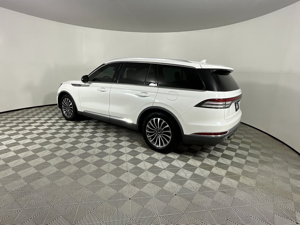 2020 Lincoln Aviator Reserve photo 3