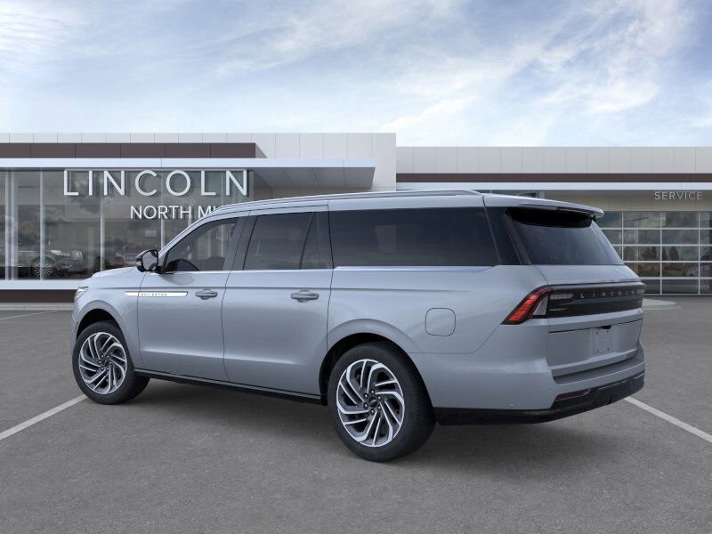 2025 Lincoln Navigator L Reserve photo 4