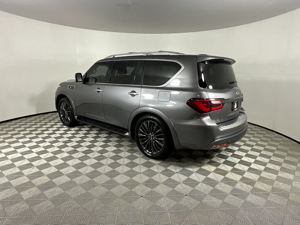 2021 Infiniti QX80 Premium Select photo 3