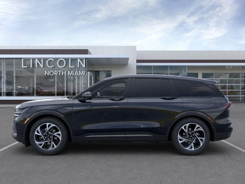 2025 Lincoln Nautilus Premiere photo 3