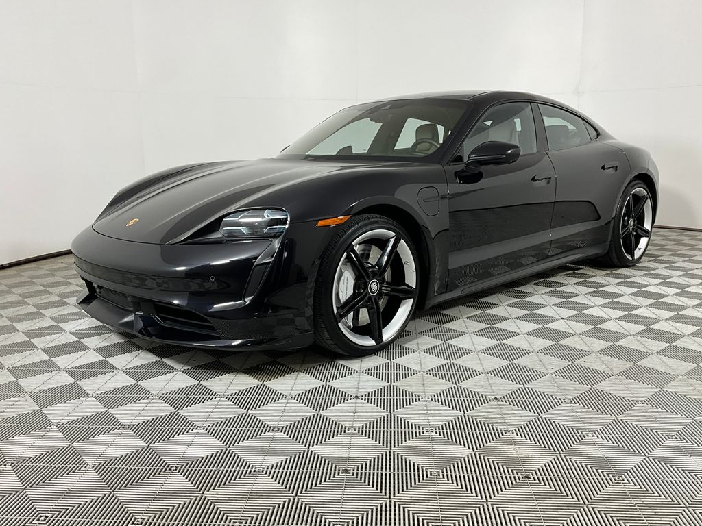 2020 Porsche Taycan Turbo