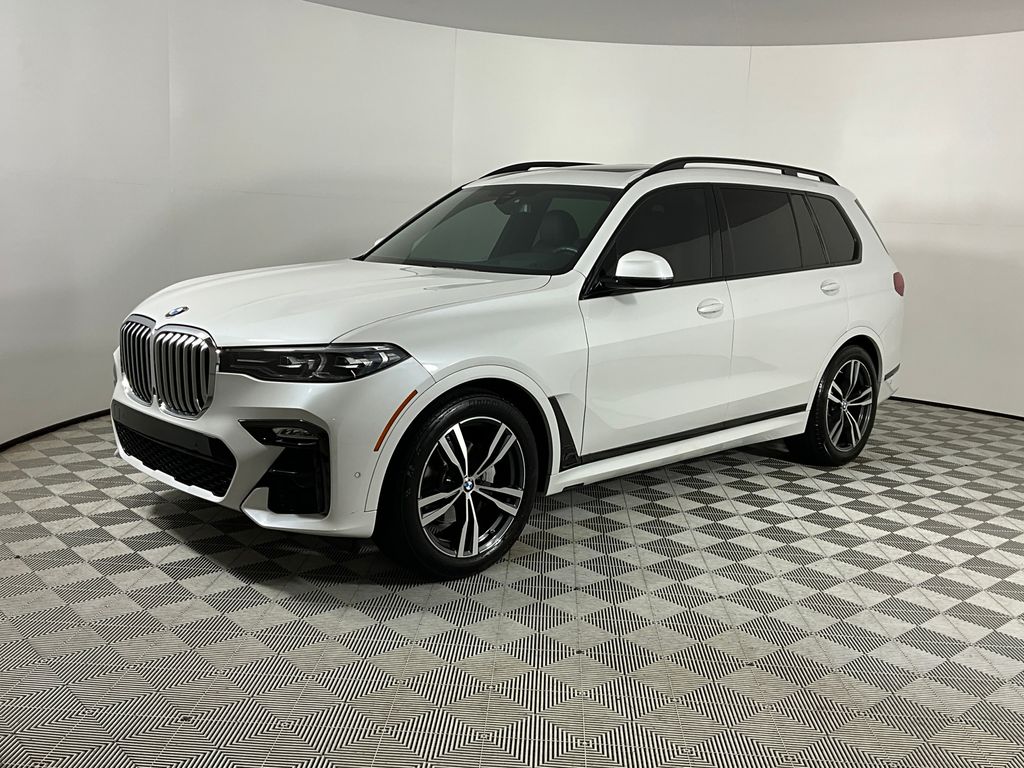 2021 BMW X7 xDrive40i's photo