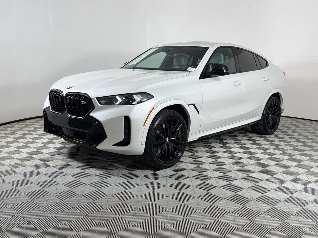 2024 BMW X6 M60i's photo