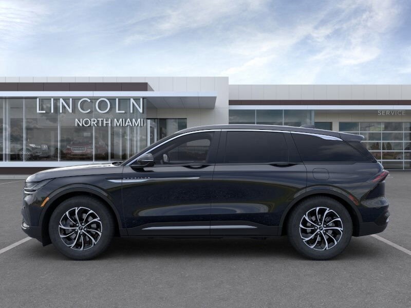 2025 Lincoln Nautilus Premiere photo 3