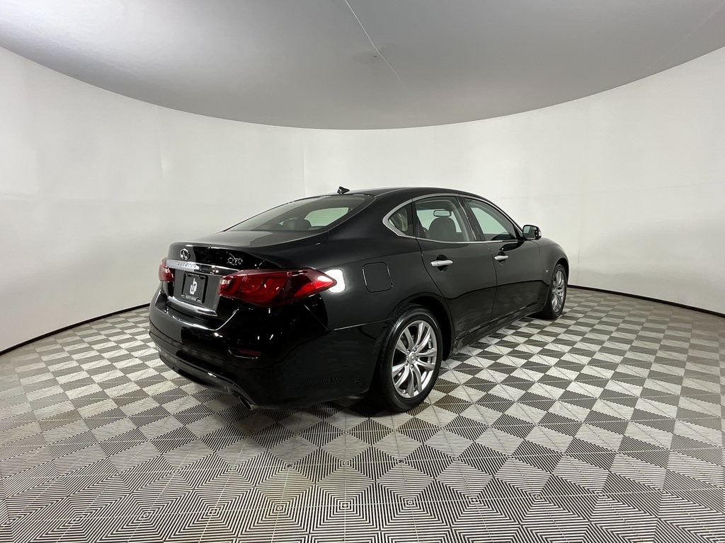 Used 2019 INFINITI Q70 3.7 Luxe Sedan