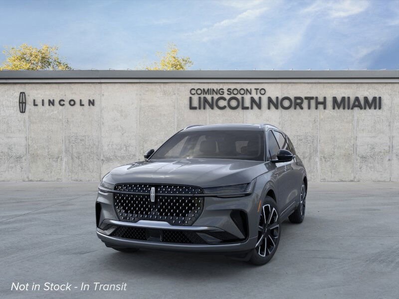 2025 Lincoln Nautilus Reserve photo 2