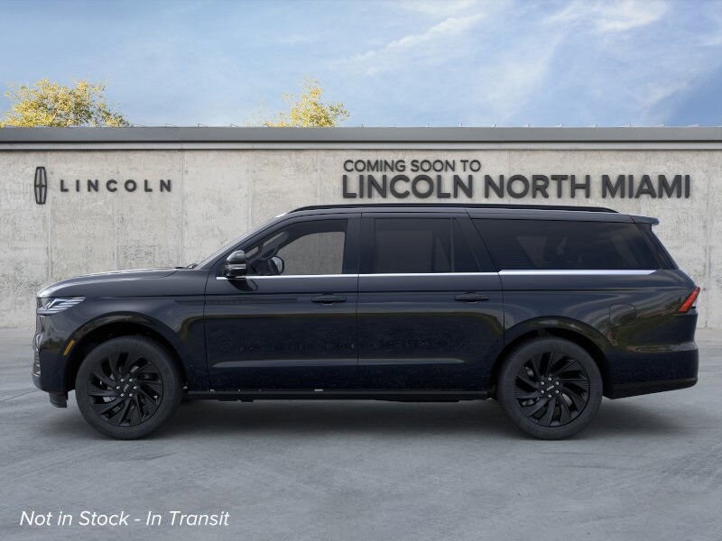 2025 Lincoln Navigator L Reserve photo 3