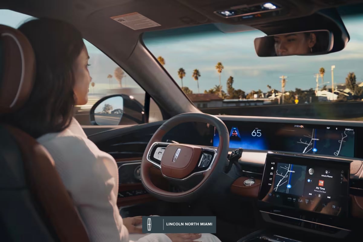 2025%20Lincoln%20Nautilus%20Interior.png