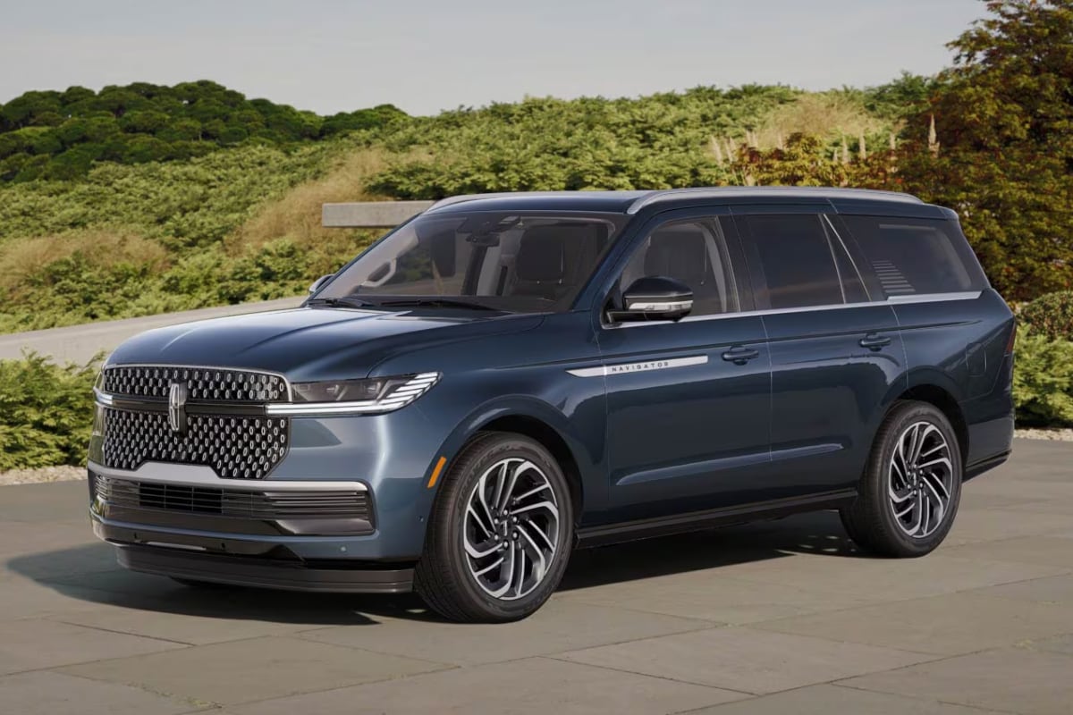 New%202025%20Lincoln%20Navigator%20Model%20Review.png