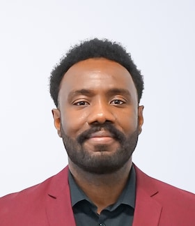 Staff member Steven Cassy from 6481a4867635