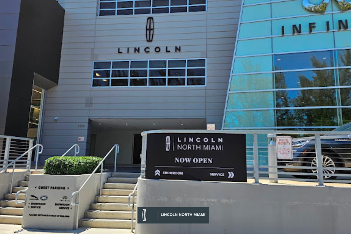 Lincoln%20Dealer.png