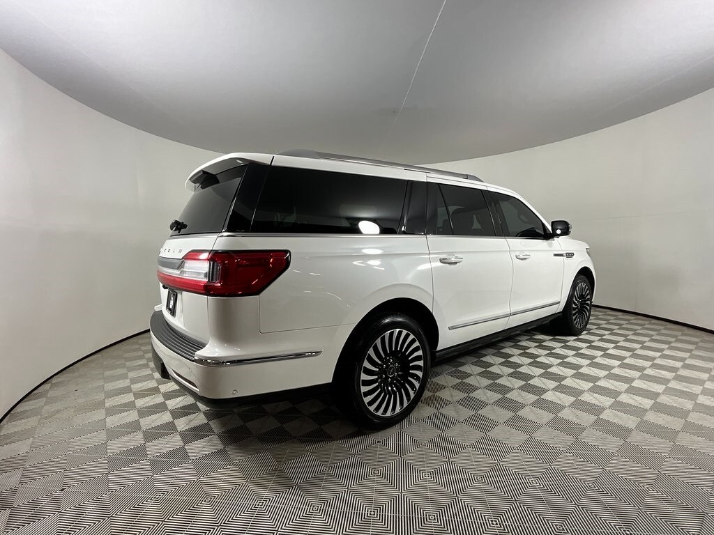 2021 Lincoln Navigator Black Label photo 4